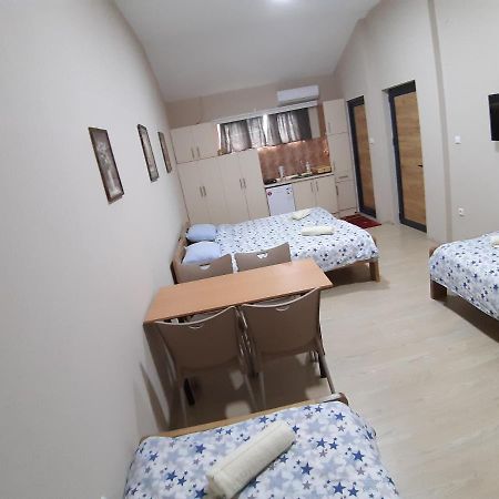 Goka Apartments เกฟเกลียา ภายนอก รูปภาพ