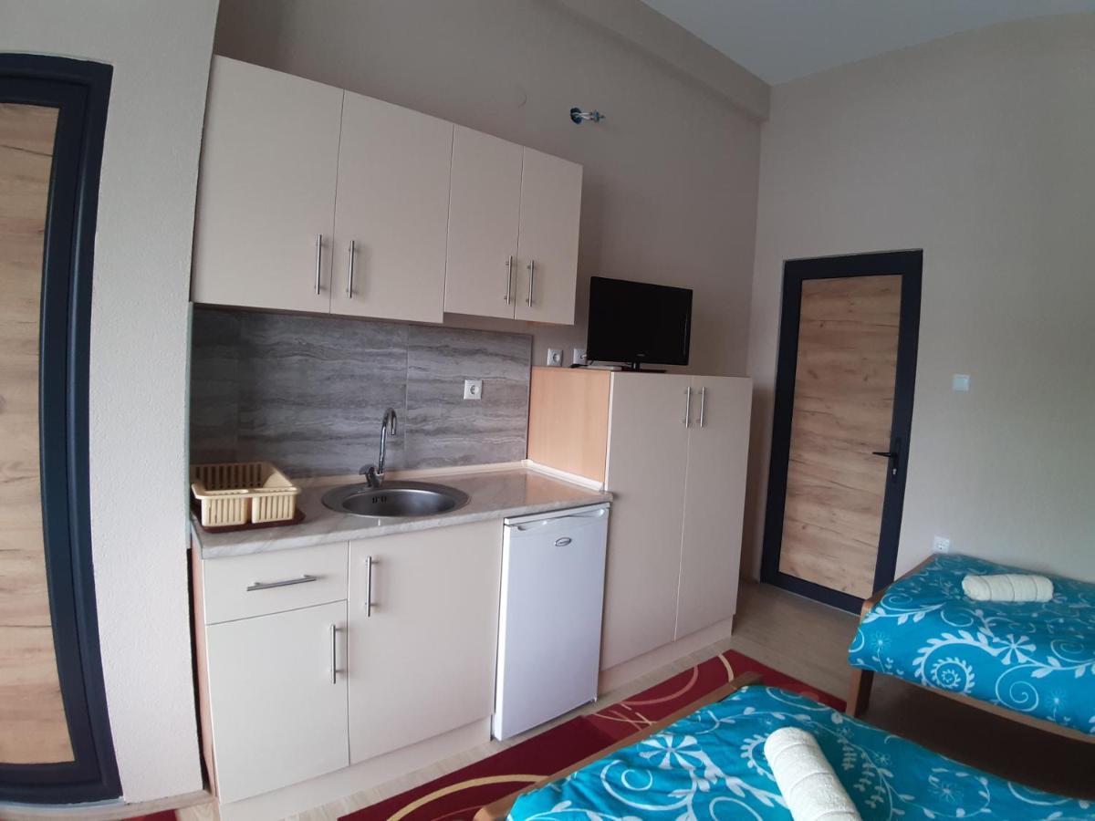 Goka Apartments เกฟเกลียา ภายนอก รูปภาพ